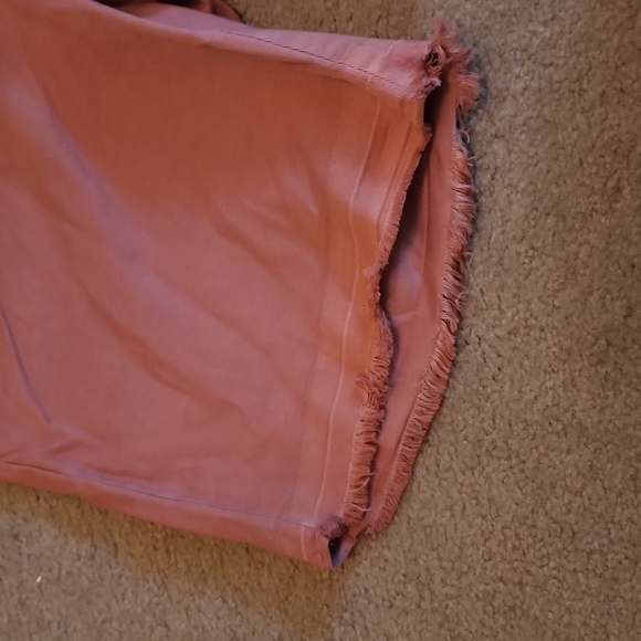 NWT - Loft Shorts - Picture 2 of 3